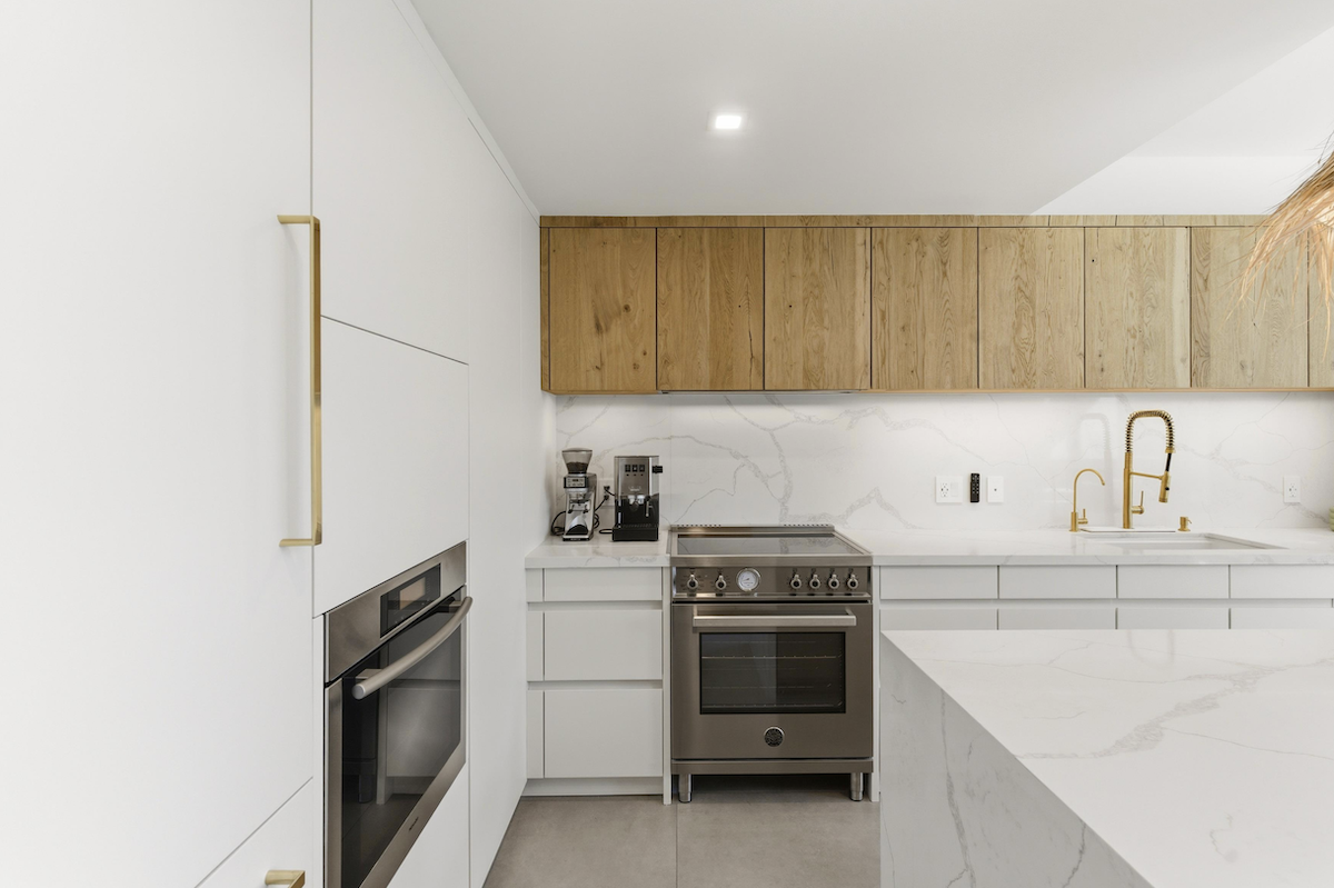 Dual Cooking Stations